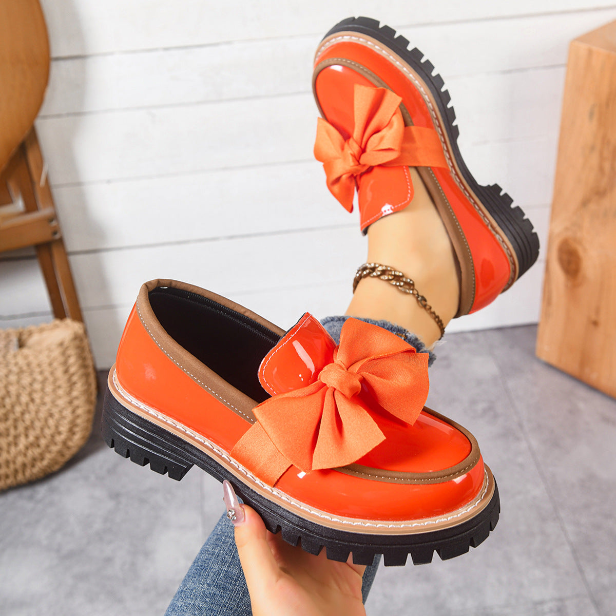 Retro Bowknot Thick-Soled Women's Shoes for Casual Wear