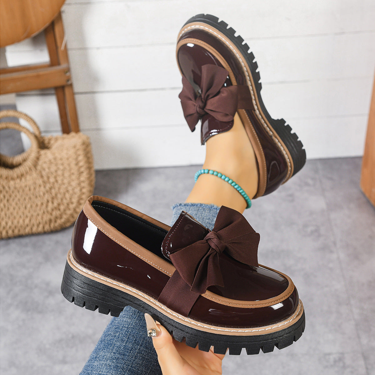 Retro Bowknot Thick-Soled Women's Shoes for Casual Wear