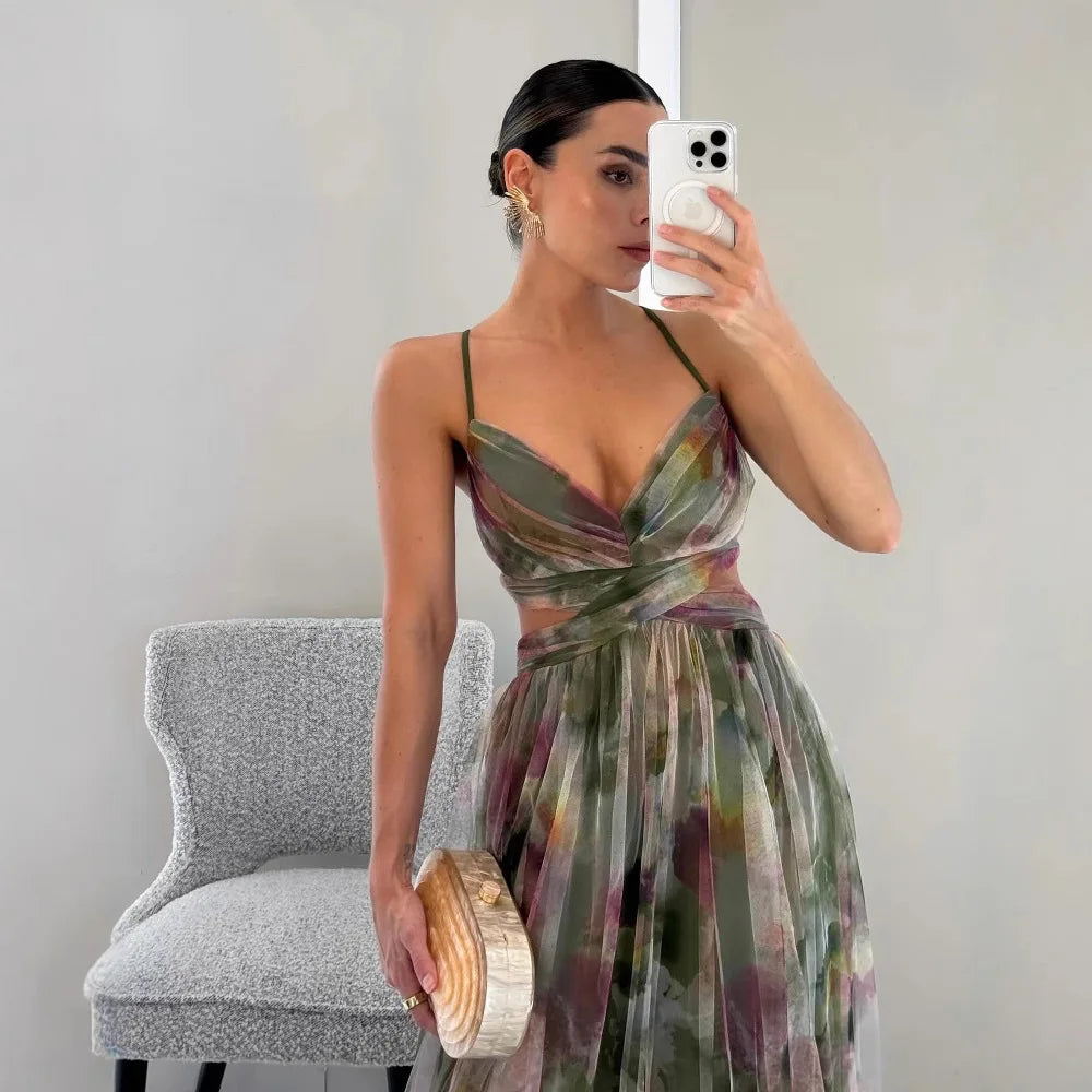 Floral Sleeveless Formal Dress with Cut-Out Design for Women's Special Occasions