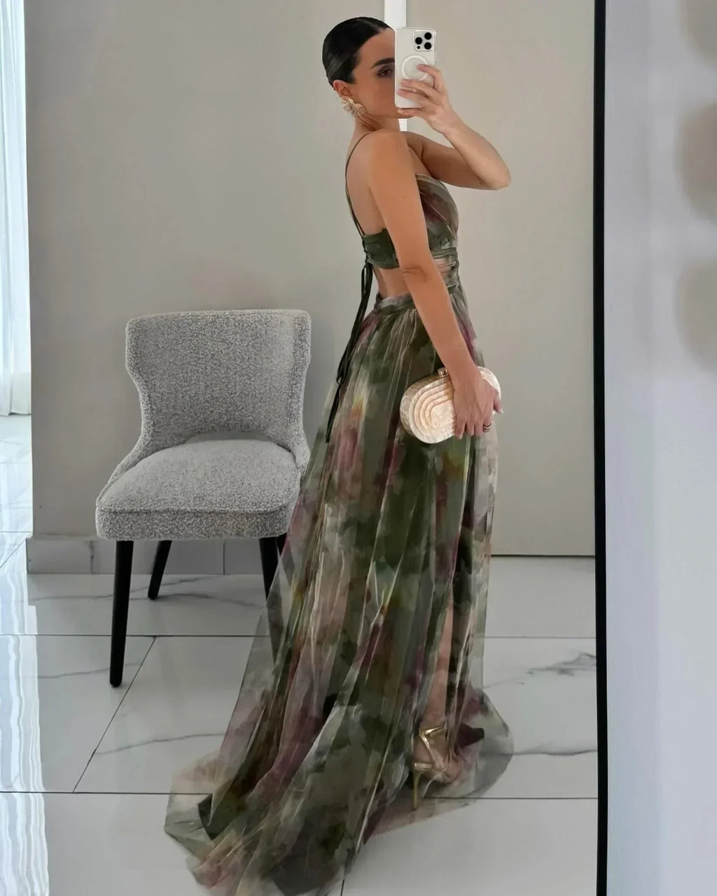 Floral Sleeveless Formal Dress with Cut-Out Design for Women's Special Occasions