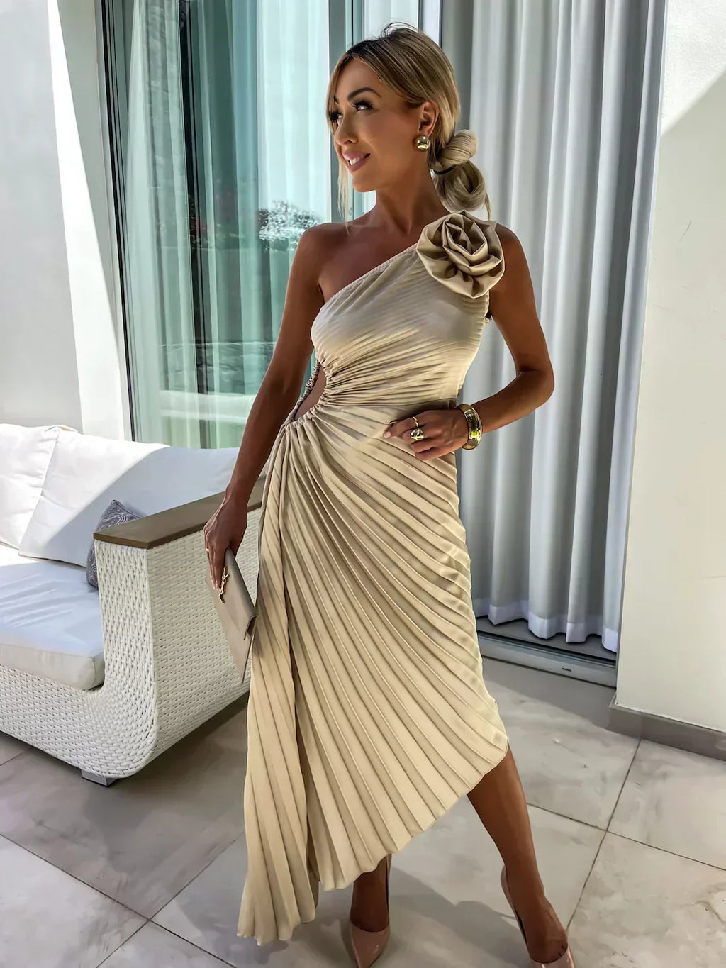 Women's Pleated Shoulder Dress - Elegant Casual or Formal Wear with Pleated Design