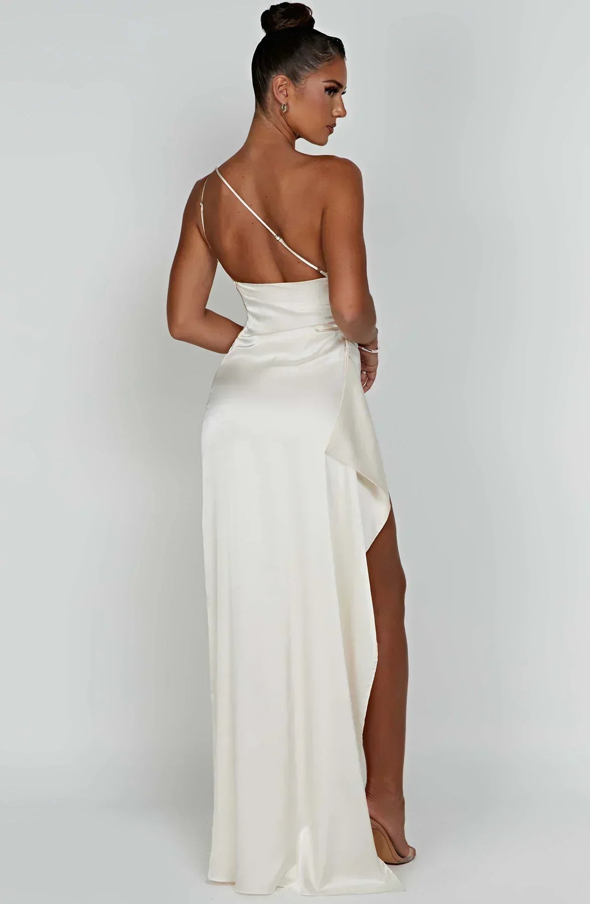 Satin Evening Dress for Women - Elegant Formal Wear for Special Occasions